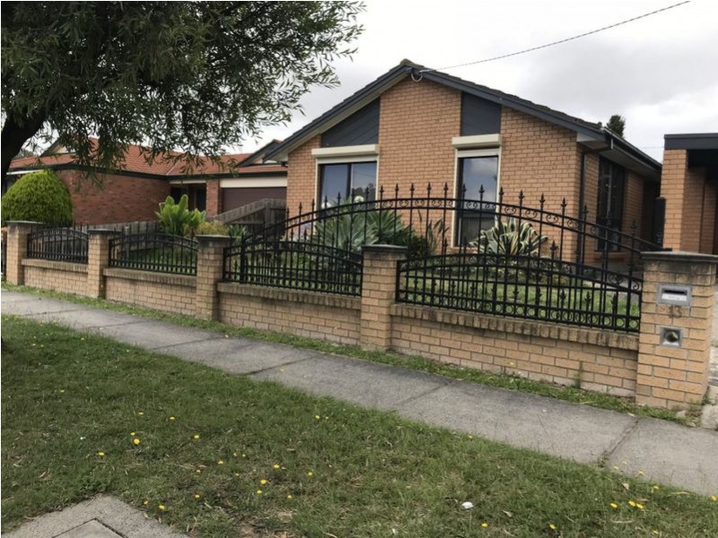 13 Stuart Avenue, Hampton Park VIC 3976