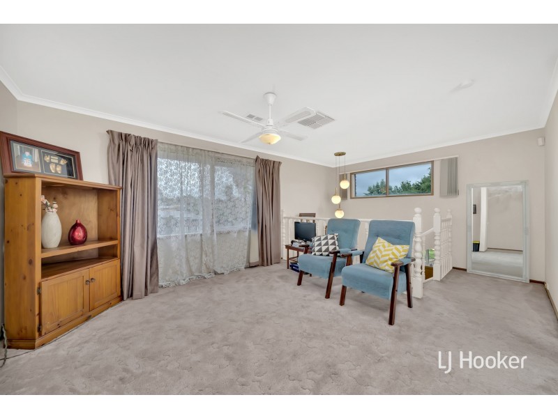 64-66 Kennington Park Drive, Endeavour Hills VIC 3802