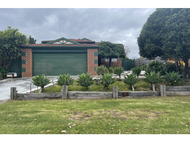 14 Valley View Rise, Hampton Park VIC 3976