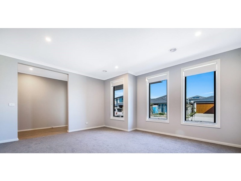 9 Splash Way, Lyndhurst VIC 3975