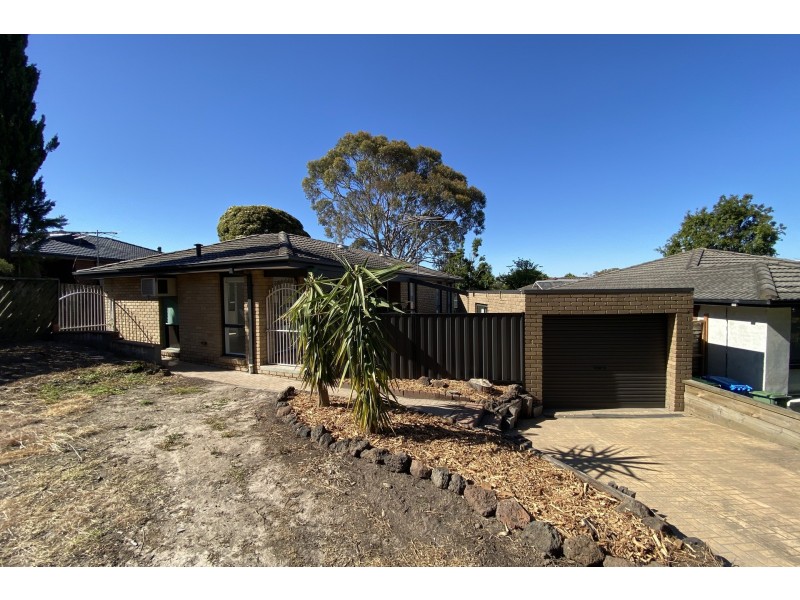 12 Cotham Square, Hampton Park VIC 3976