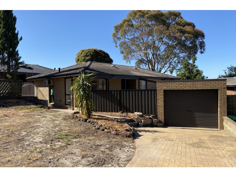 12 Cotham Square, Hampton Park VIC 3976