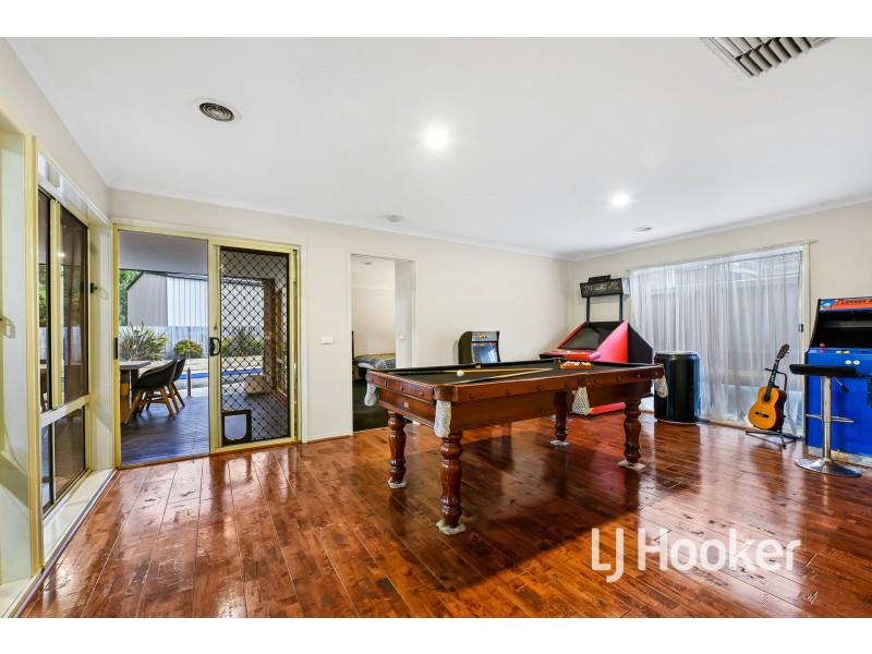 32 Branton Drive, Hampton Park VIC 3976
