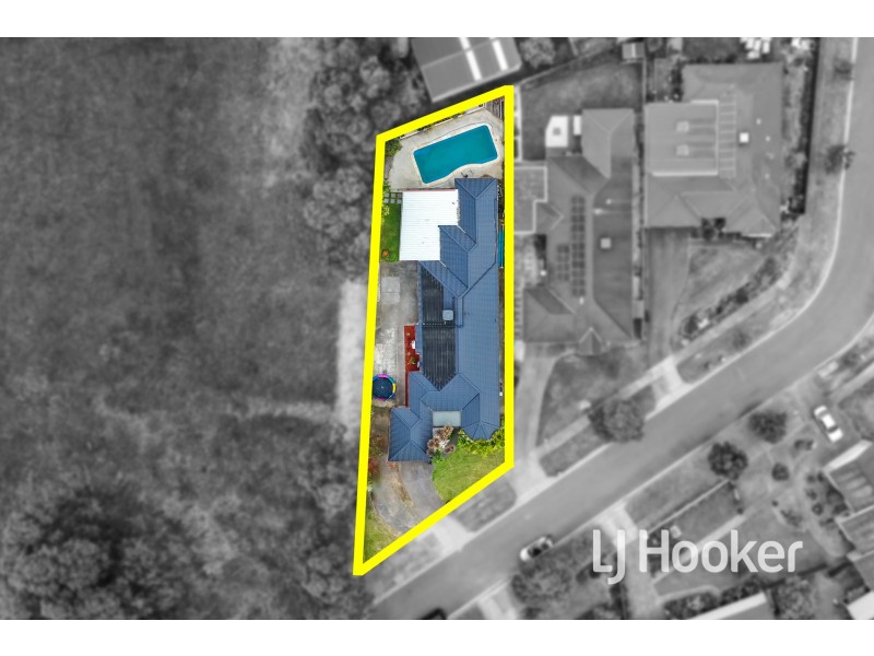 32 Branton Drive, Hampton Park VIC 3976