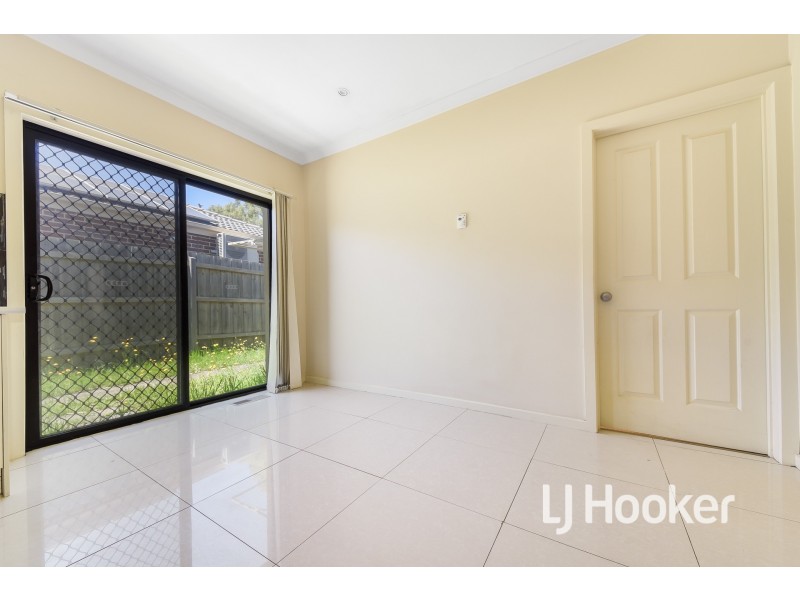 4/17-19 Hampton Drive, Hampton Park VIC 3976