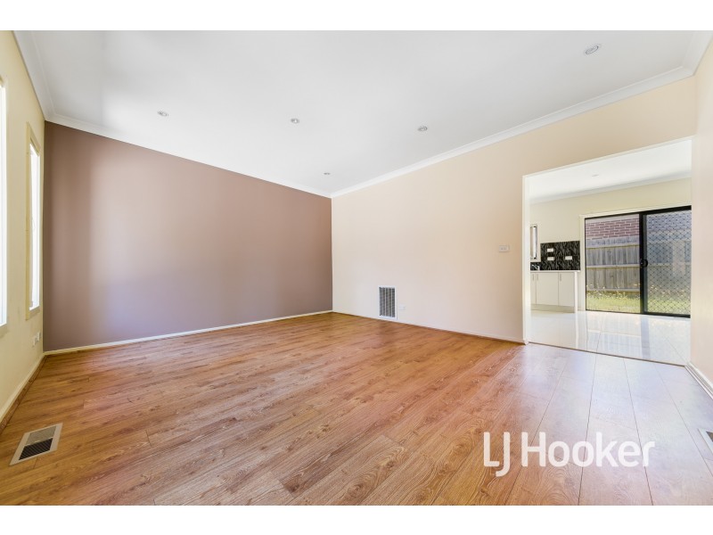 4/17-19 Hampton Drive, Hampton Park VIC 3976