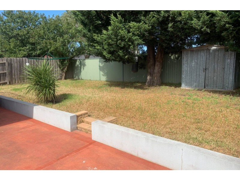 20 Edeys Run, Hampton Park VIC 3976