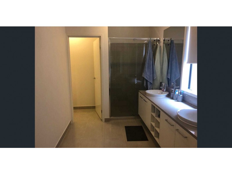 153 Mountainview Boulevard, Cranbourne North VIC 3977