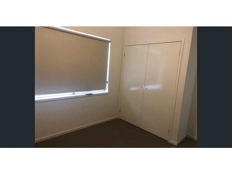 153 Mountainview Boulevard, Cranbourne North VIC 3977