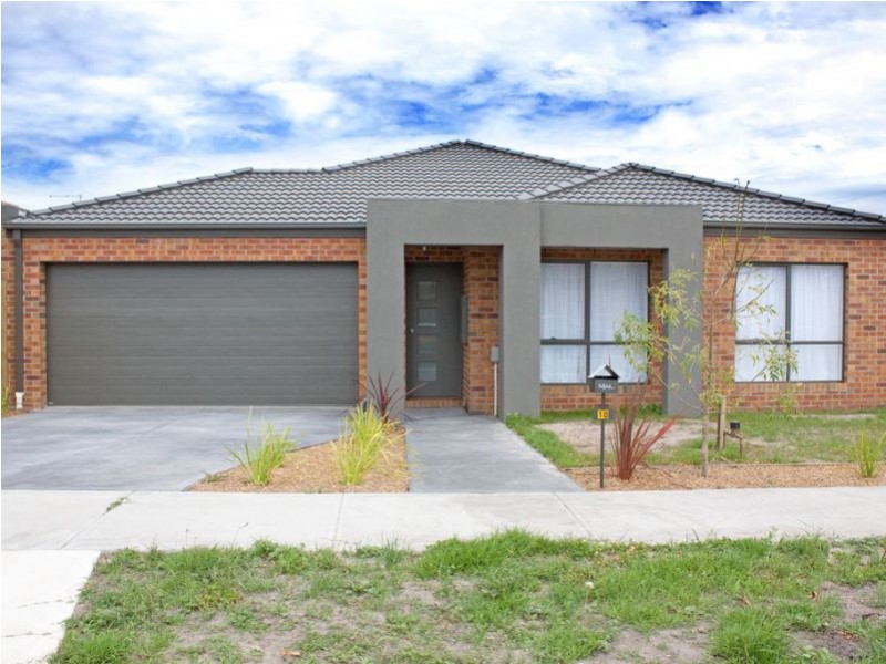 10 Tarragon Court, Lynbrook VIC 3975