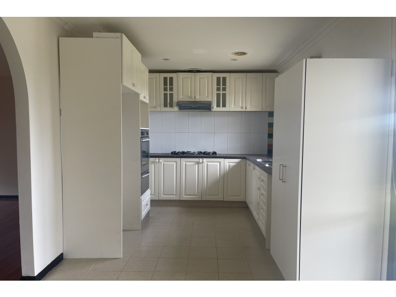 3 Carmen Court, Hampton Park VIC 3976