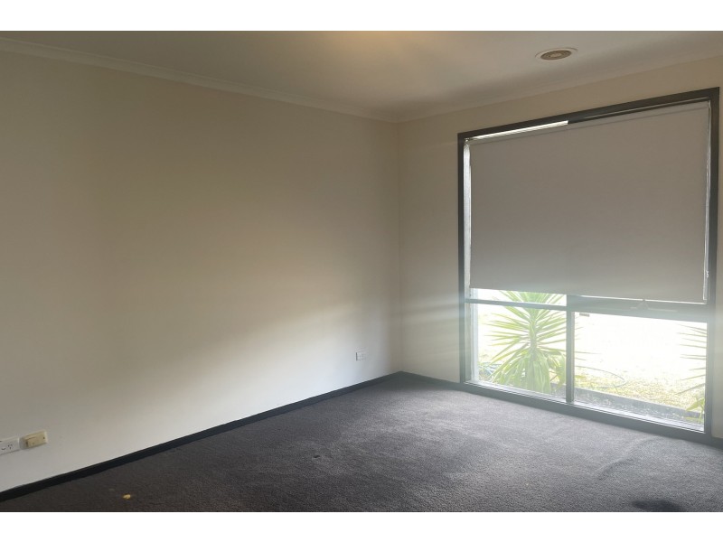 3 Carmen Court, Hampton Park VIC 3976