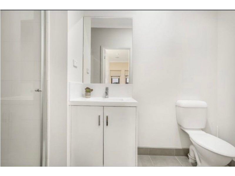 10 Kavanagh Lane, Clyde North VIC 3978