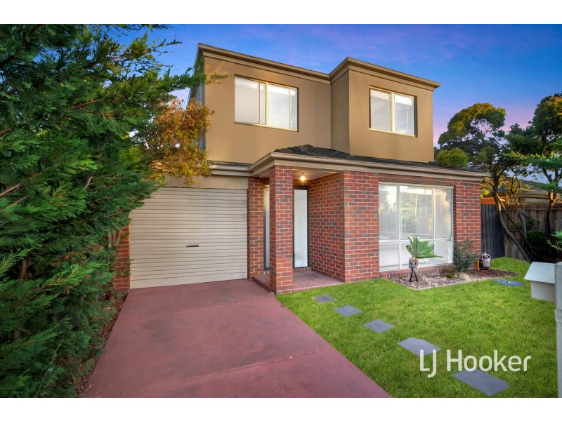 26 Dewpoint Crescent, Hampton Park VIC 3976