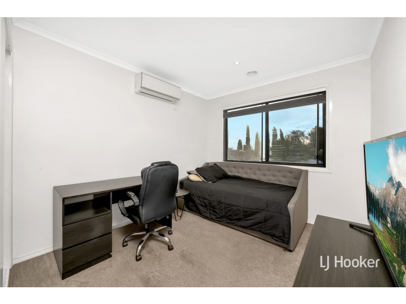 26 Dewpoint Crescent, Hampton Park VIC 3976
