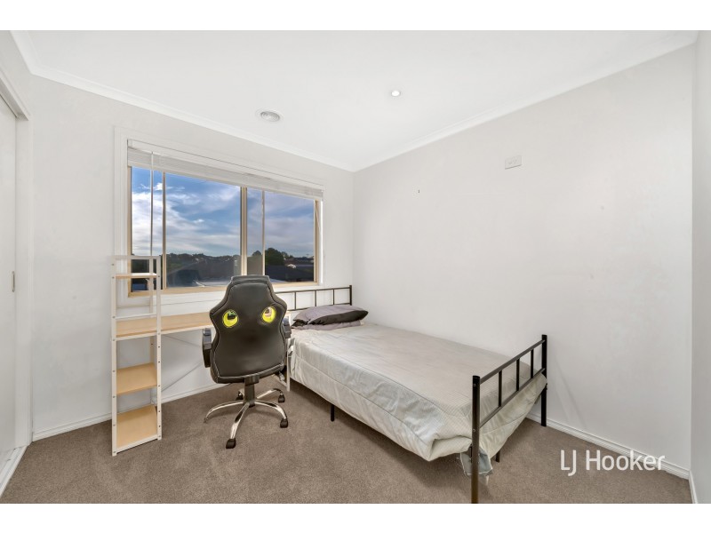 26 Dewpoint Crescent, Hampton Park VIC 3976