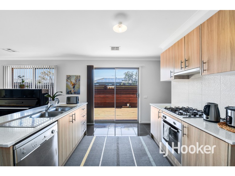 9 Andretti Avenue, Lynbrook VIC 3975