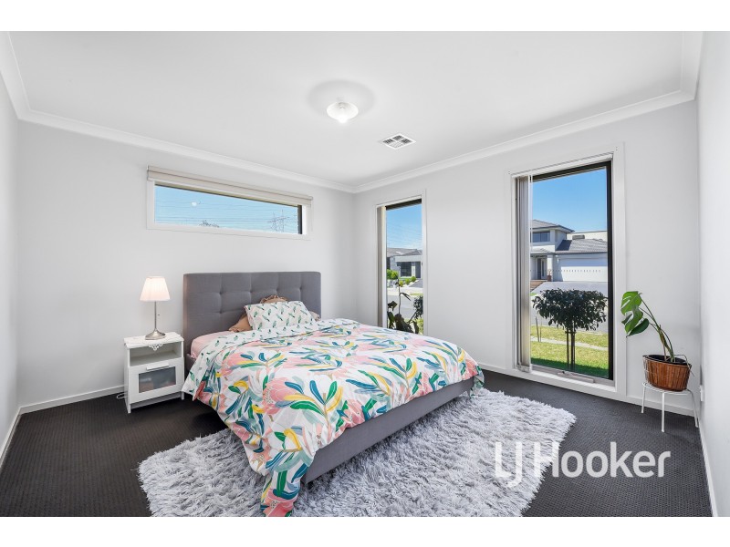 9 Andretti Avenue, Lynbrook VIC 3975