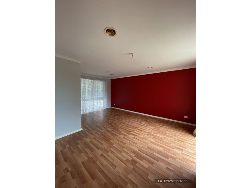 28 The Parkway, Hampton Park VIC 3976