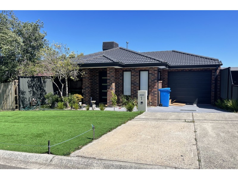 1 Medinah Rise, Hampton Park VIC 3976