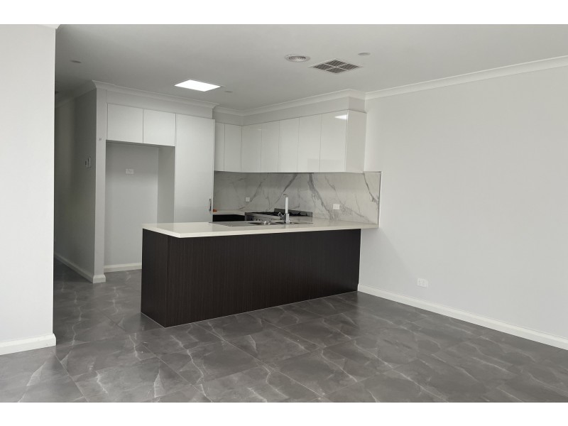 1 Medinah Rise, Hampton Park VIC 3976