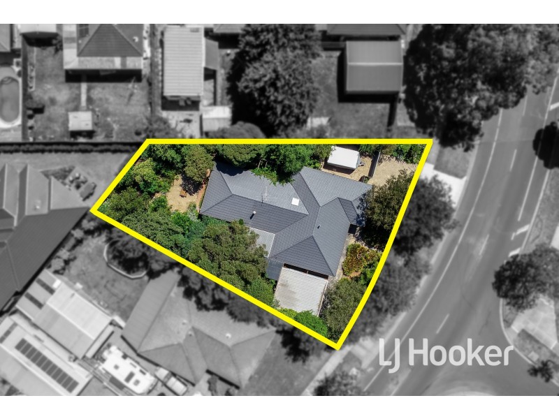 7 Wentworth Street, Cranbourne North VIC 3977