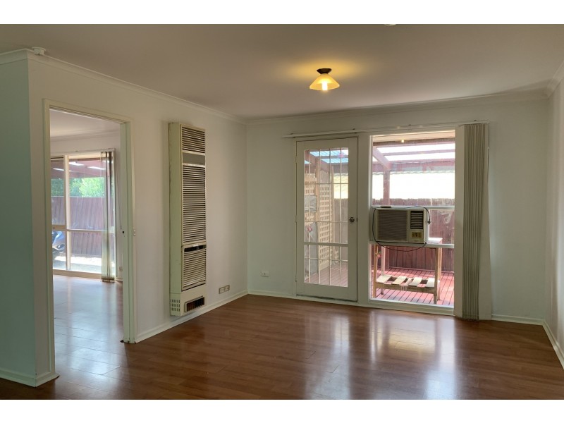 11 Bill Place, Hampton Park VIC 3976