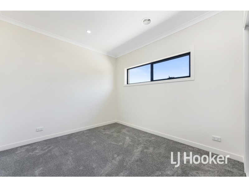 3/15 Ainsleigh Court, Cranbourne VIC 3977