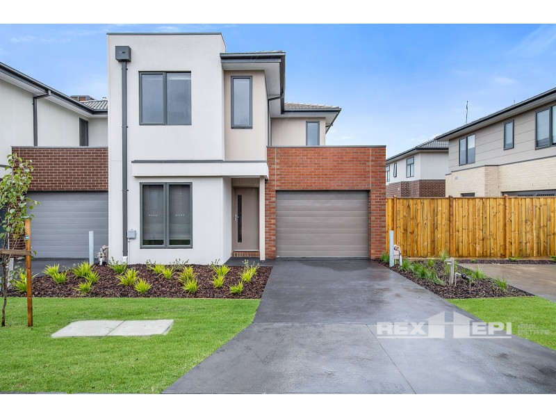 6 Manzanilla Way, Lynbrook VIC 3975