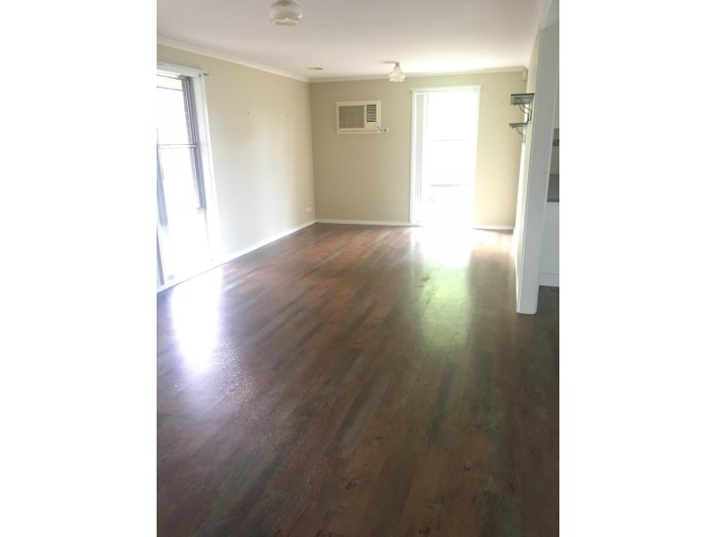 5 Leonne Court, Hampton Park VIC 3976