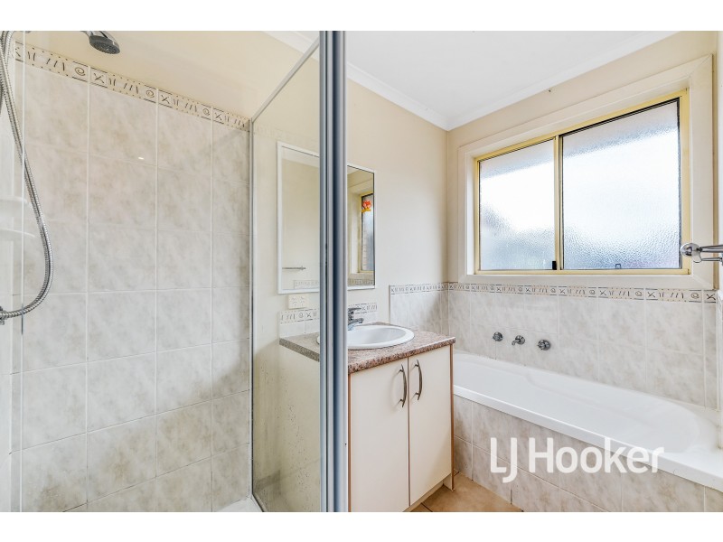 1/17 Linmac Drive, Hampton Park VIC 3976