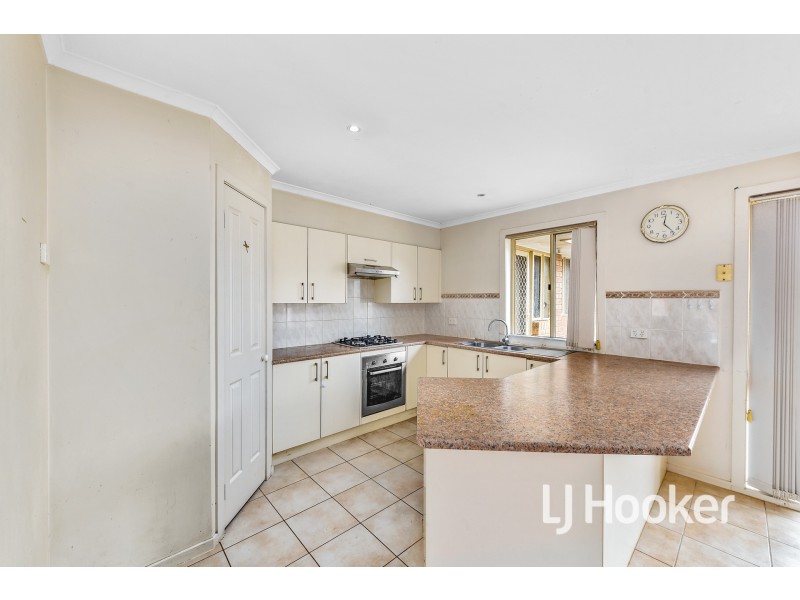 1/17 Linmac Drive, Hampton Park VIC 3976