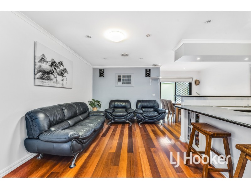 10 Adley Place, Hampton Park VIC 3976