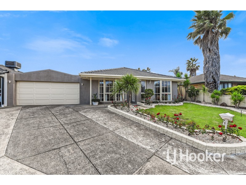 10 Adley Place, Hampton Park VIC 3976
