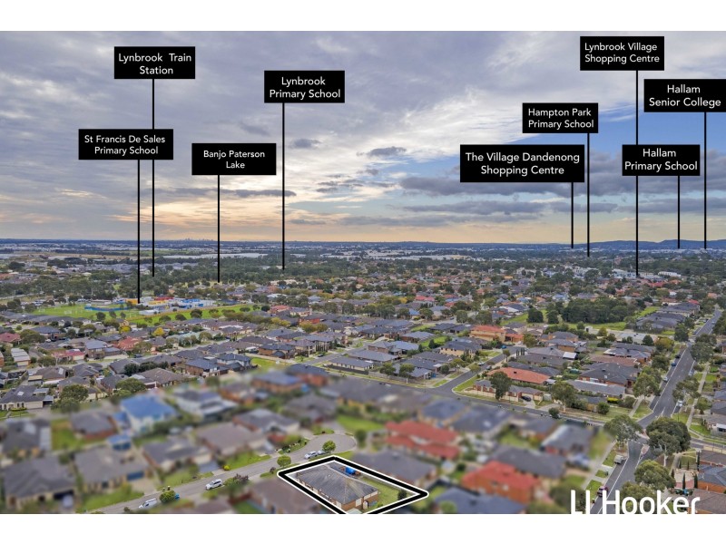 11 Charlwood Close, Lynbrook VIC 3975