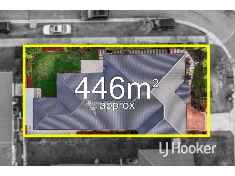 10 Grice Quadrant, Pakenham VIC 3810