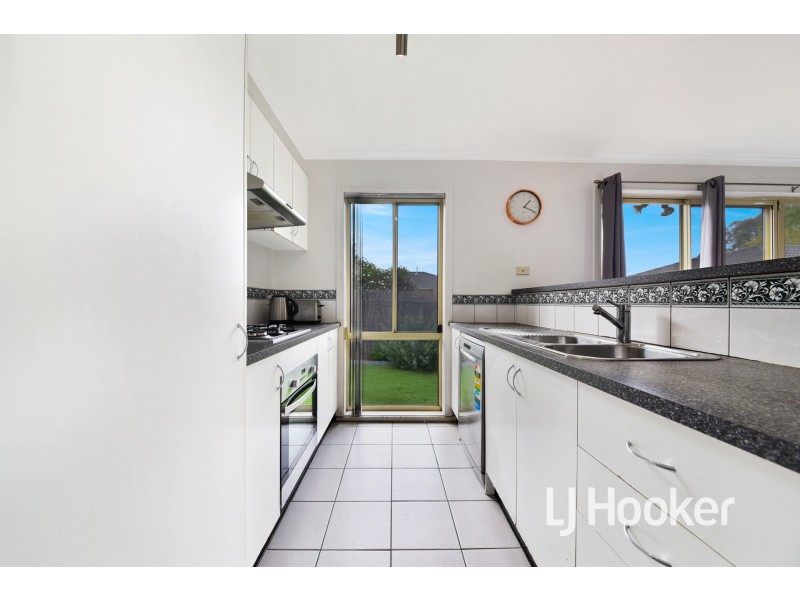 2/21-23 Alma Road, Hampton Park VIC 3976