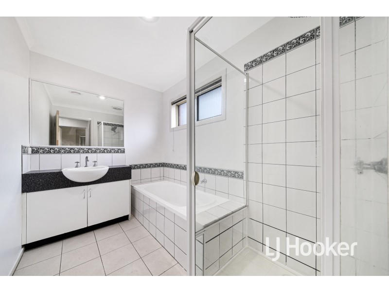 2/21-23 Alma Road, Hampton Park VIC 3976