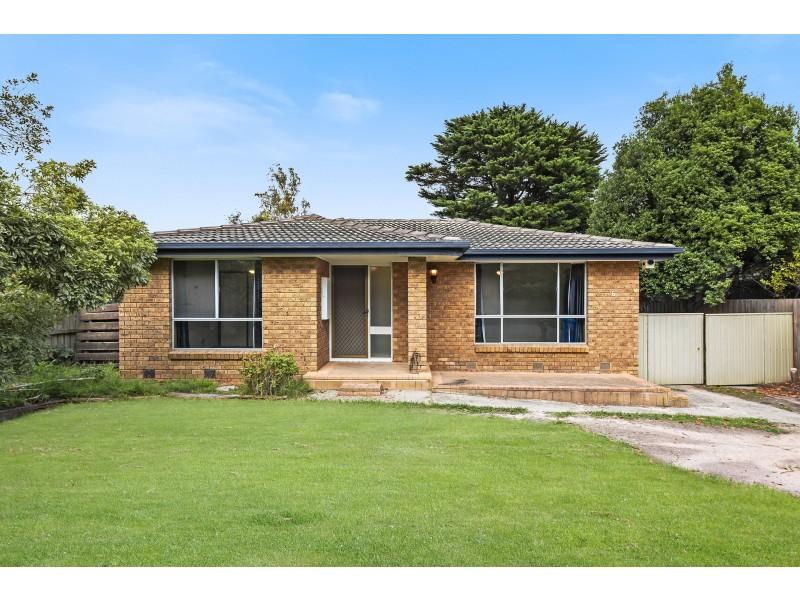 6 The Grange, Hampton Park VIC 3976