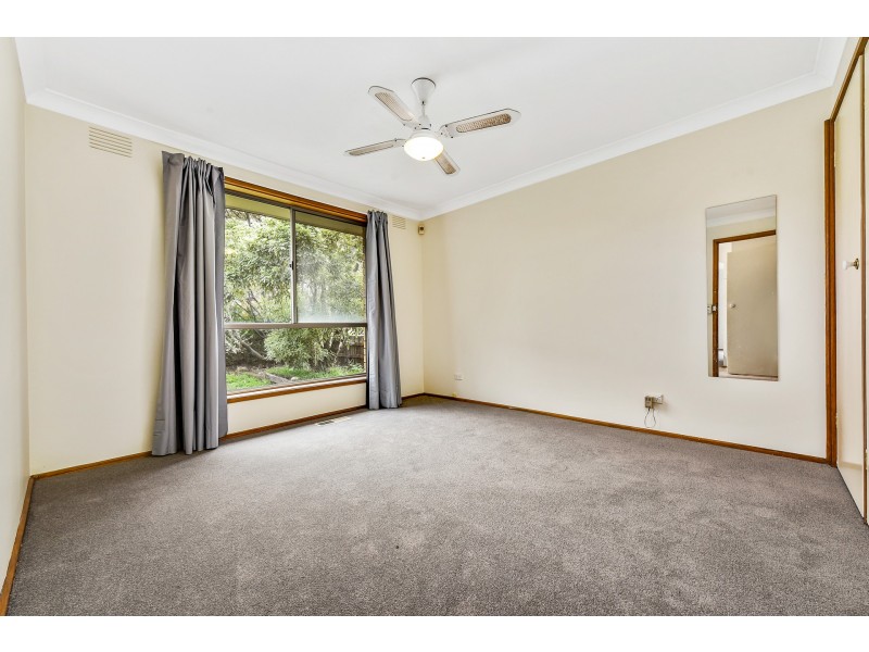 6 The Grange, Hampton Park VIC 3976