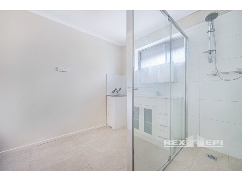 2/145 Princes Highway, Dandenong VIC 3175