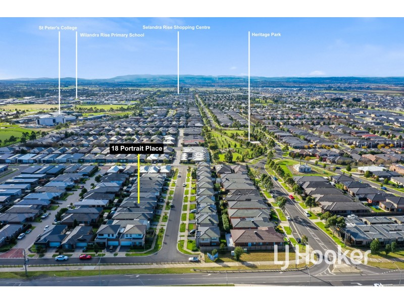 18 Portrait Place, Clyde North VIC 3978