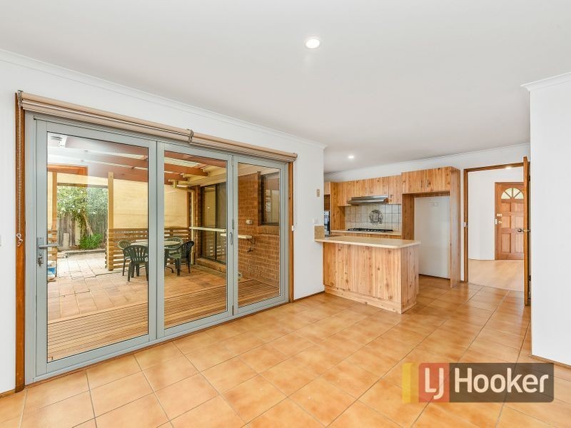 61 Coral Drive, Hampton Park VIC 3976