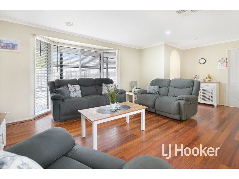 23 Strong Drive, Hampton Park VIC 3976