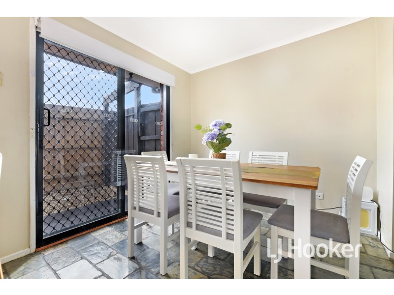 23 Strong Drive, Hampton Park VIC 3976