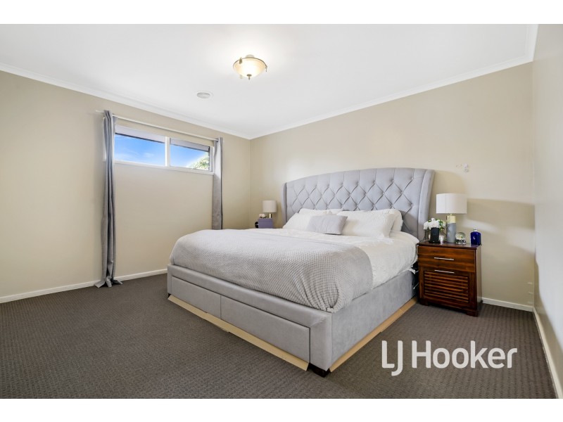 23 Strong Drive, Hampton Park VIC 3976