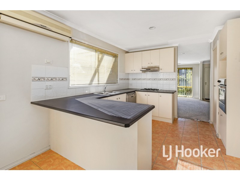 12/35 Narellan Drive, Hampton Park VIC 3976