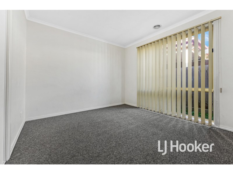 12/35 Narellan Drive, Hampton Park VIC 3976