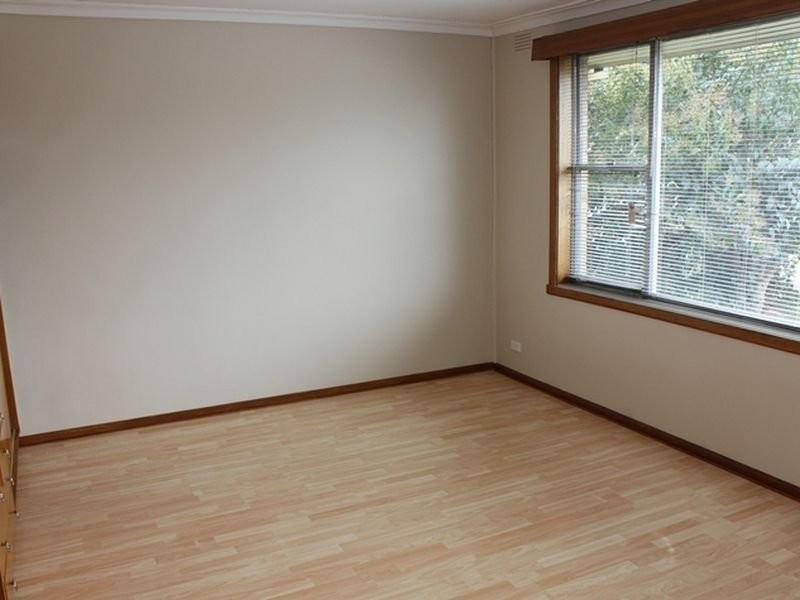 1/56 Oakwood Avenue, Dandenong North VIC 3175