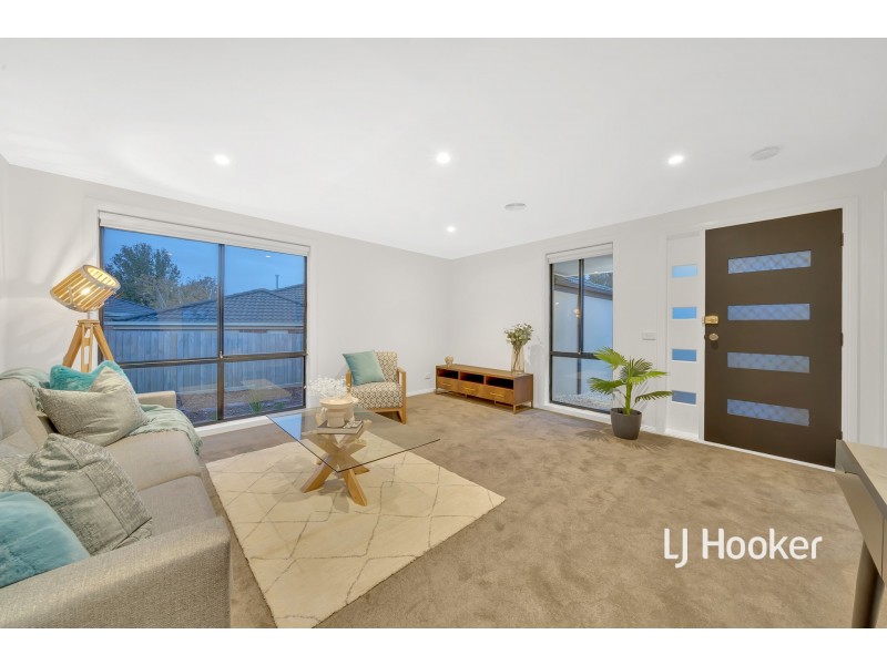 10 Nihila Court, Hampton Park VIC 3976